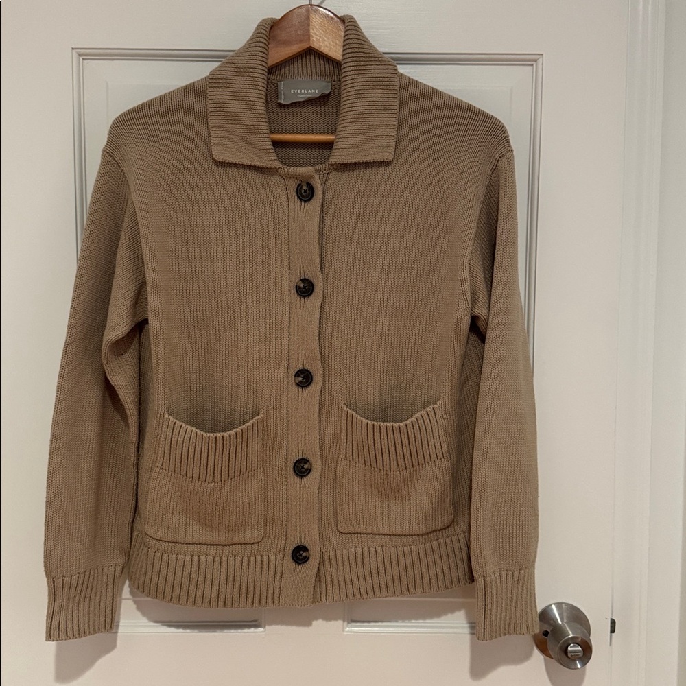 Everlane cardigan w/collar long sleeve, 100% cotton heavy weight knit size S